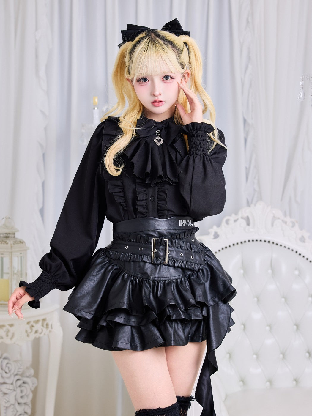 IMVAL / Classical Jabot Blouse - BLK