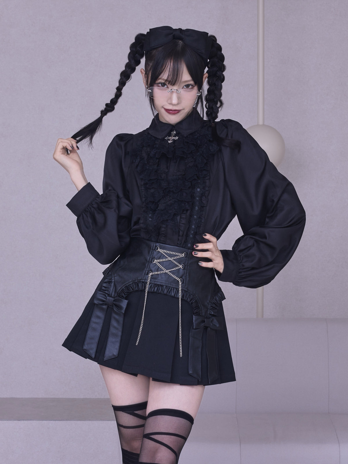 IMVAL / Classical Cross Jabot Blouse - BLK