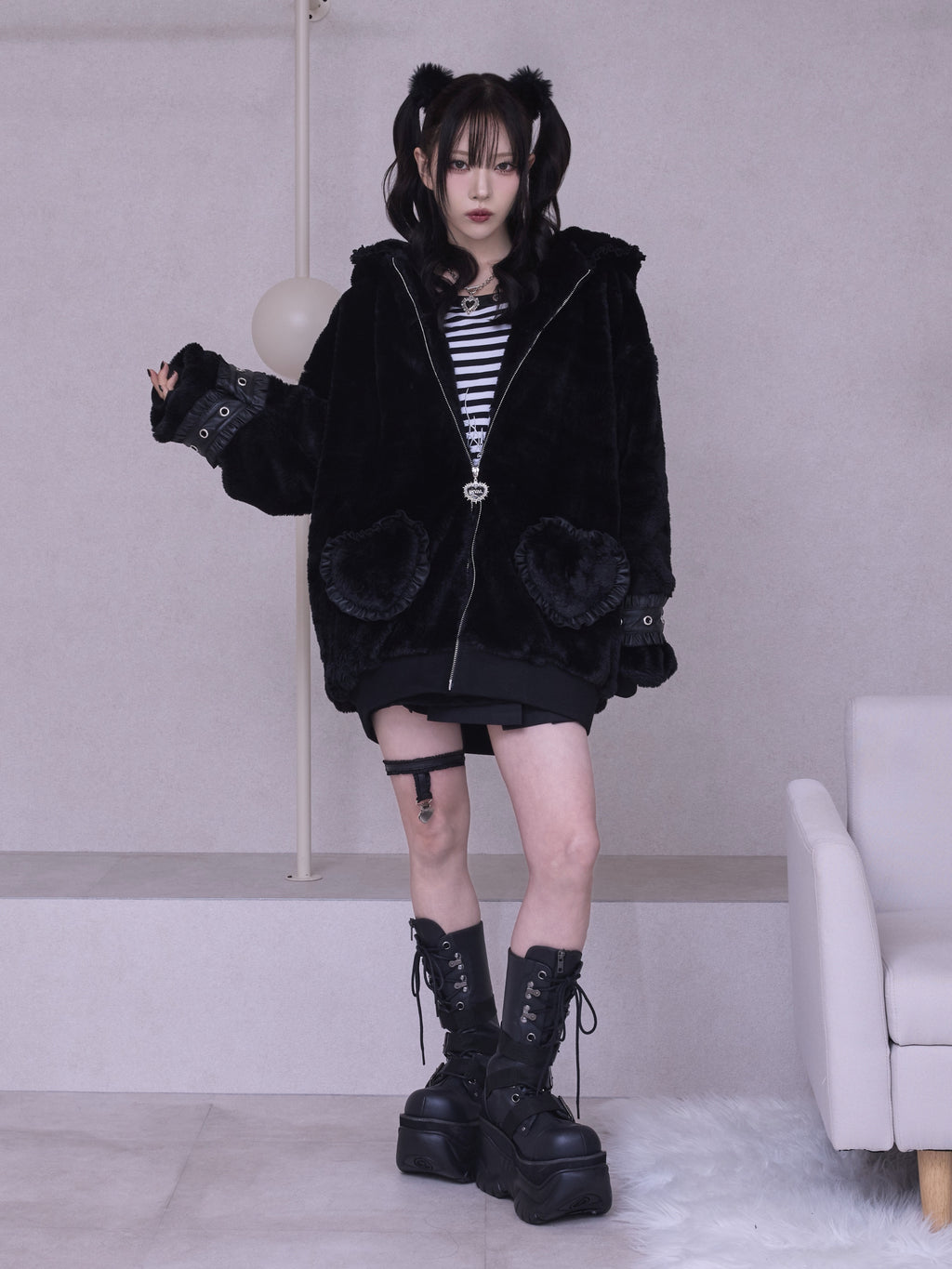 IMVAL / Heart Fur Hoodie