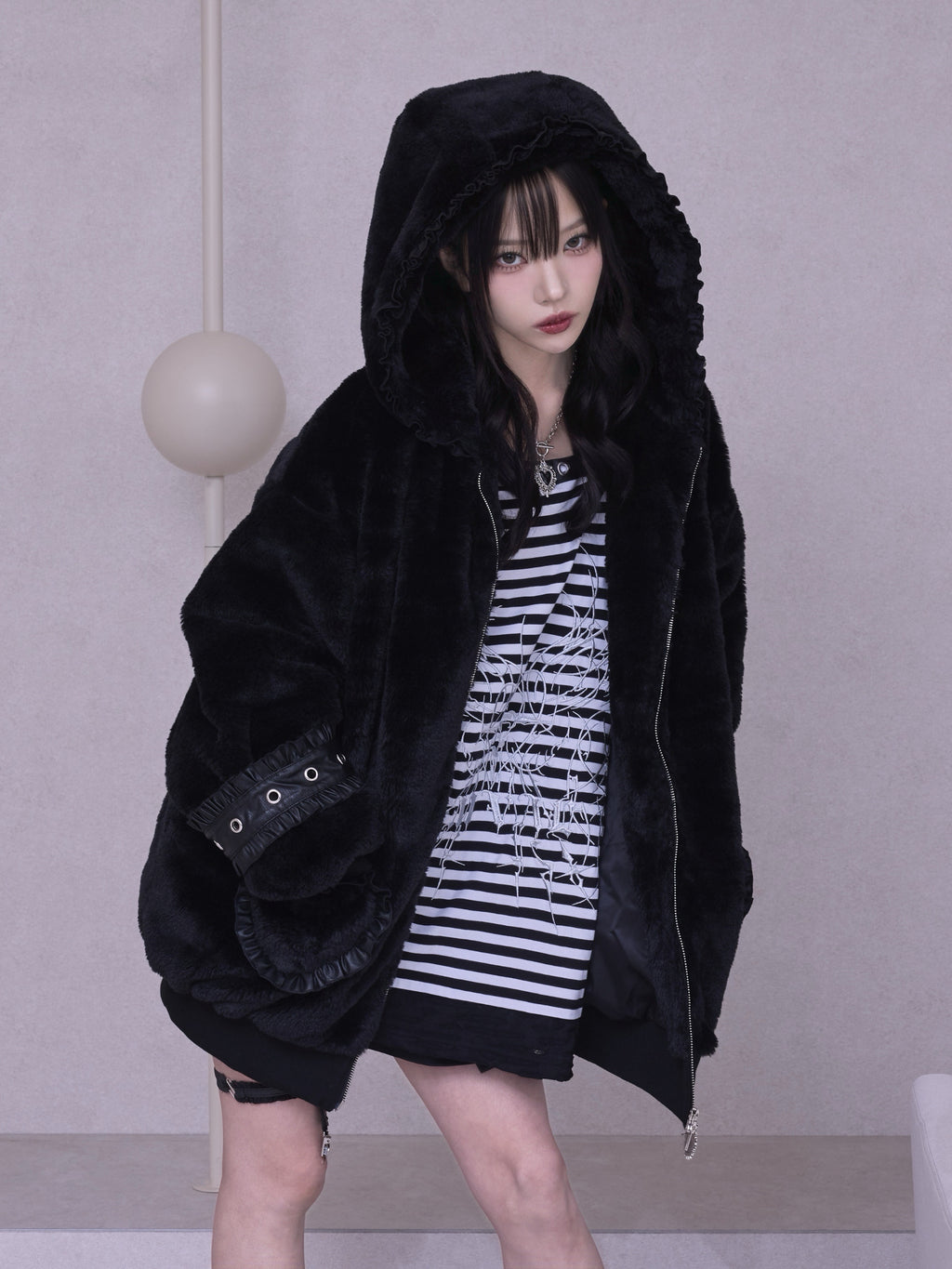 IMVAL / Heart Fur Hoodie